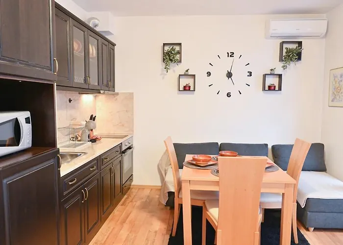 The Mountain Hug 1 By Si Banszko