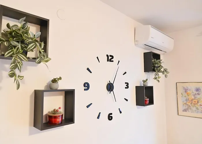 The Mountain Hug 1 By Si Apartman Banszko